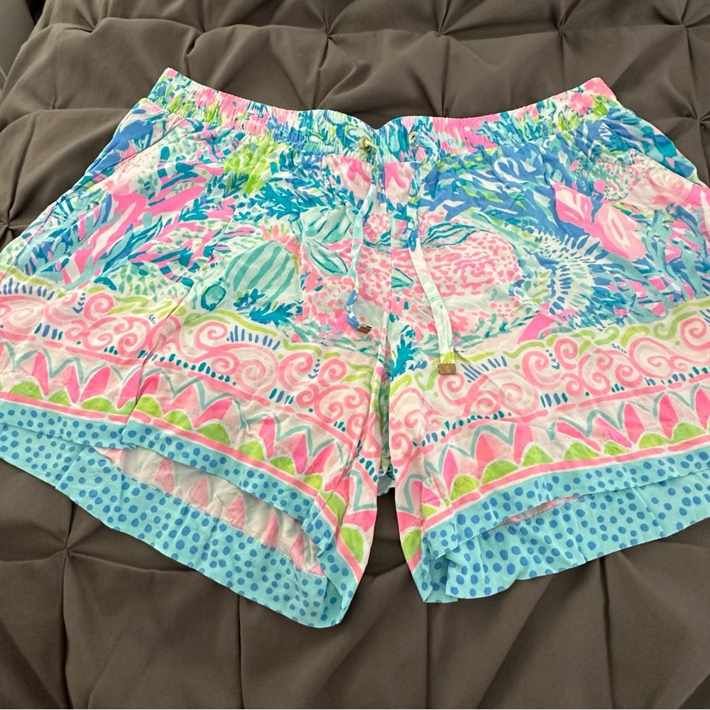 Lilly pulitzer shorts size M